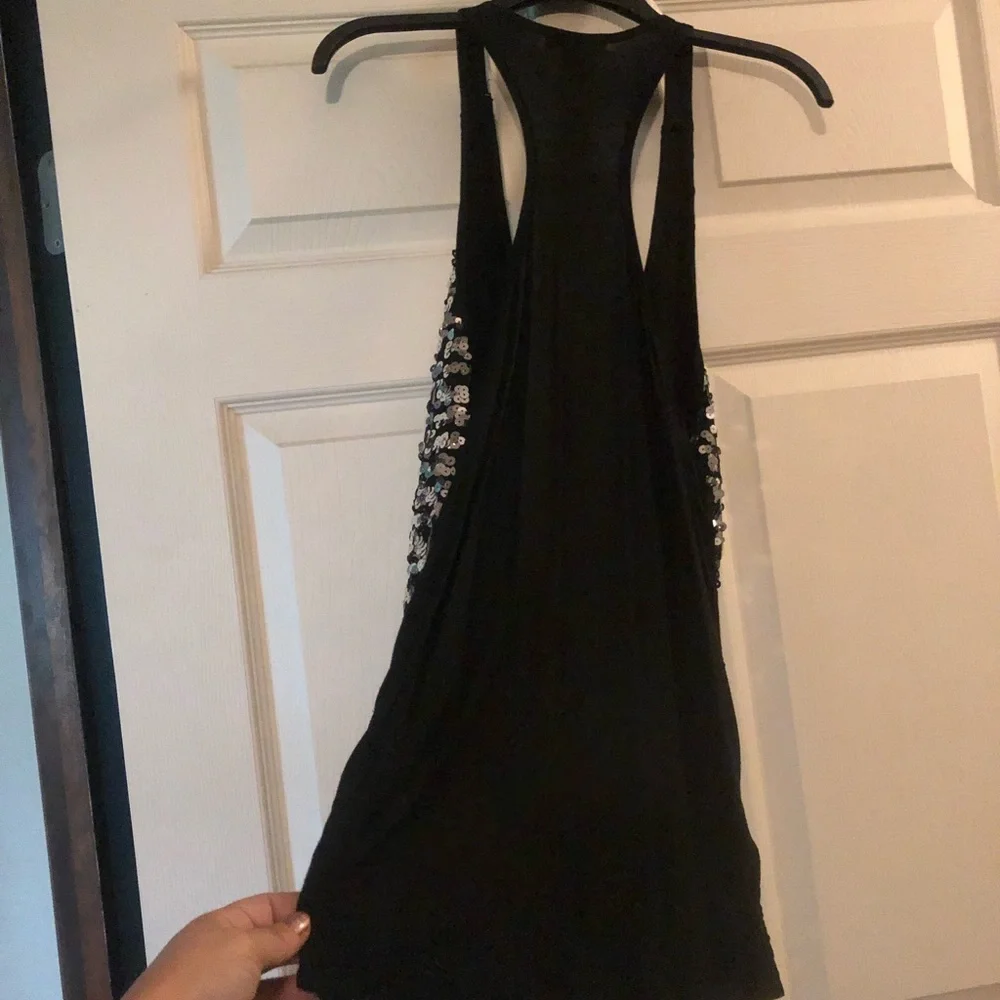 Black Sequin top-Med - Picture 2 of 2